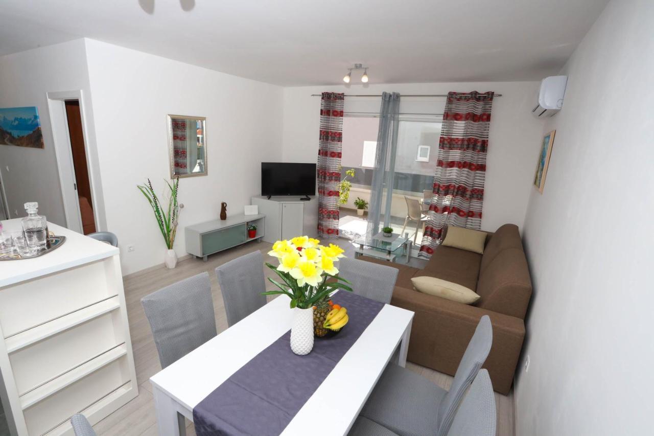 Apartman Petra มาคาร์สกา ภายนอก รูปภาพ