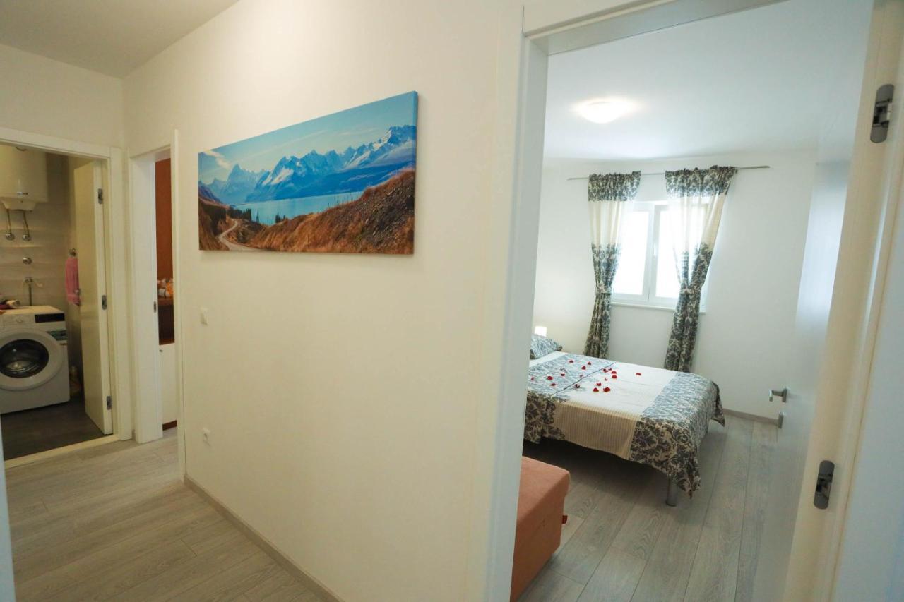 Apartman Petra มาคาร์สกา ภายนอก รูปภาพ