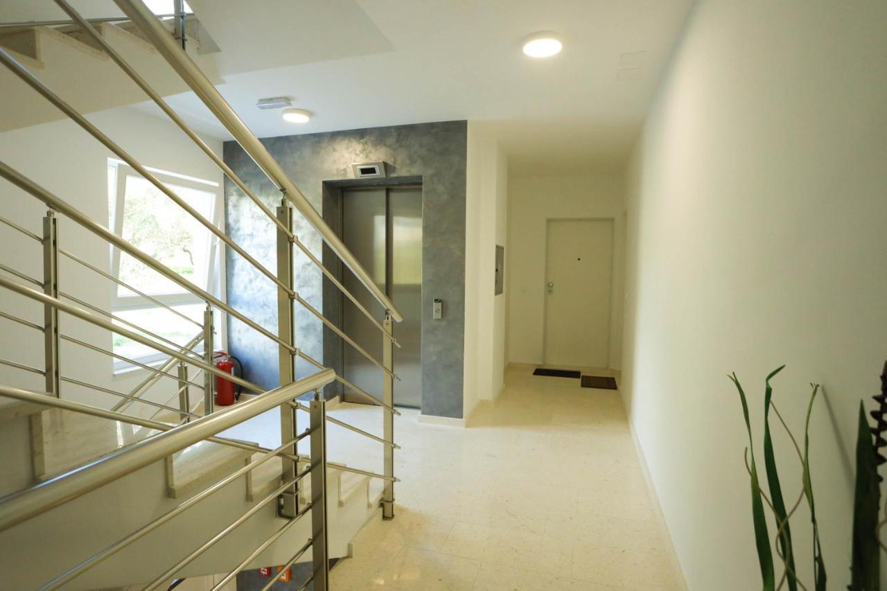Apartman Petra มาคาร์สกา ภายนอก รูปภาพ