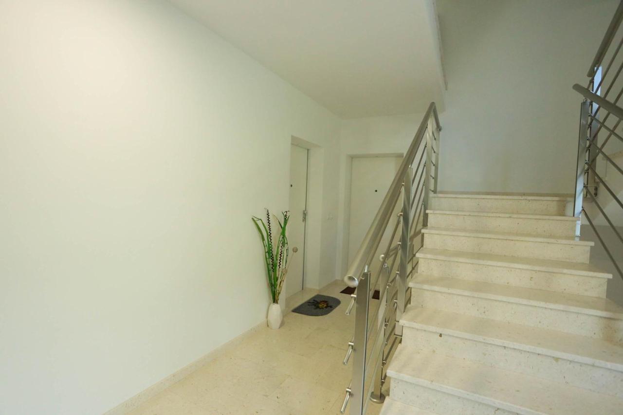 Apartman Petra มาคาร์สกา ภายนอก รูปภาพ